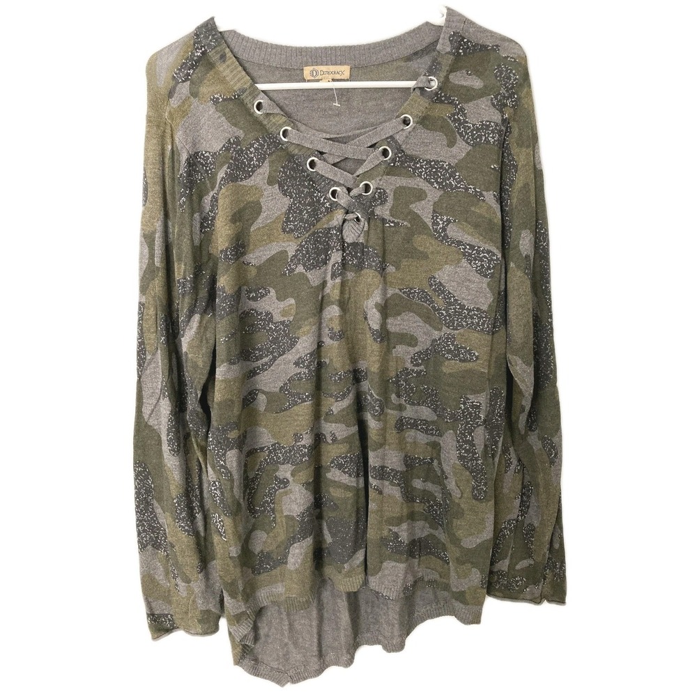 Democracy Sweater Tunic Women 2X Camo Lace Up V Neck Sharkbite Hem Glitter NWOT